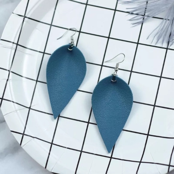 NEW Boho Leather Drop Earrings - Picture 2 of 5